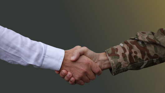 Kako izkoristiti priložnosti na obrambnem področju s podporo partnerstva SiEnE